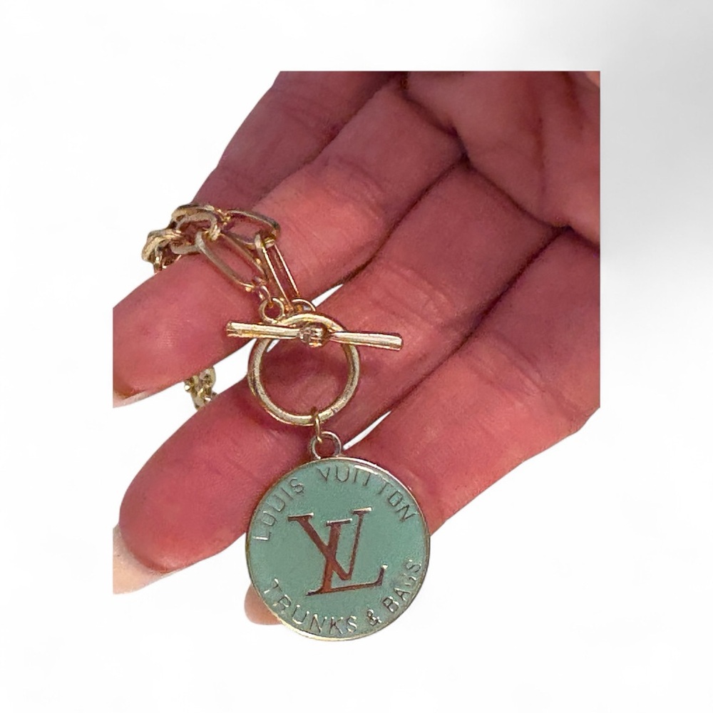 Louis Vuitton Authentic Light PinkUpcycled LV Trunks & Bags charm neckla… - Picture 5 of 5